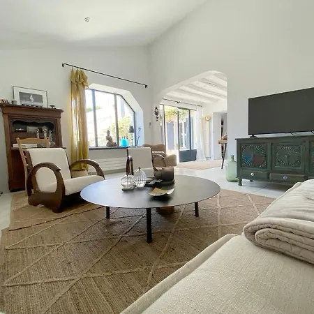 Casa Cycas, Meuble Tourisme 4 Etoiles * Pujaut